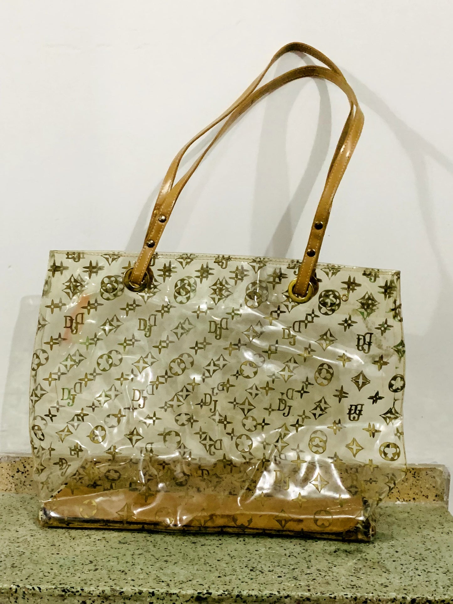 SHOULDER BAG