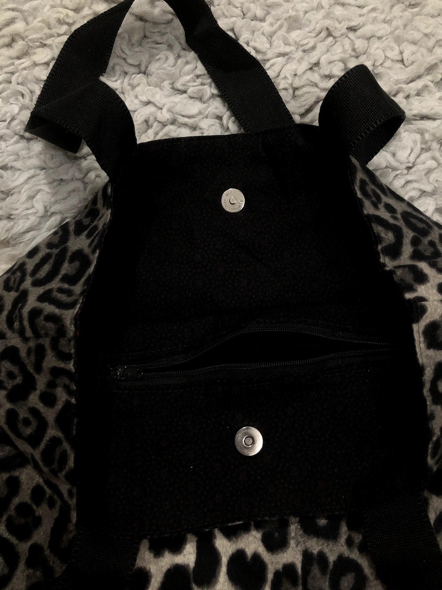 BUTTON TOTE