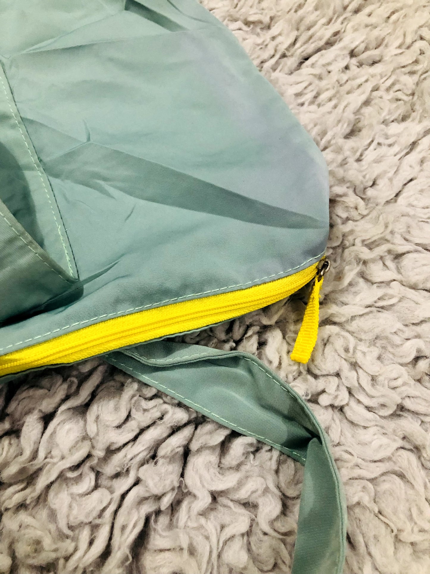 SHOULDER BAG
