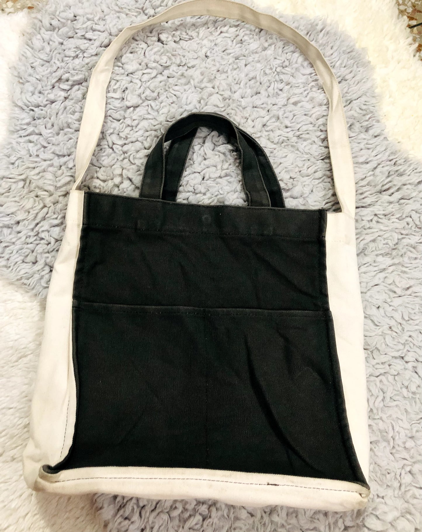 BUTTON TOTE