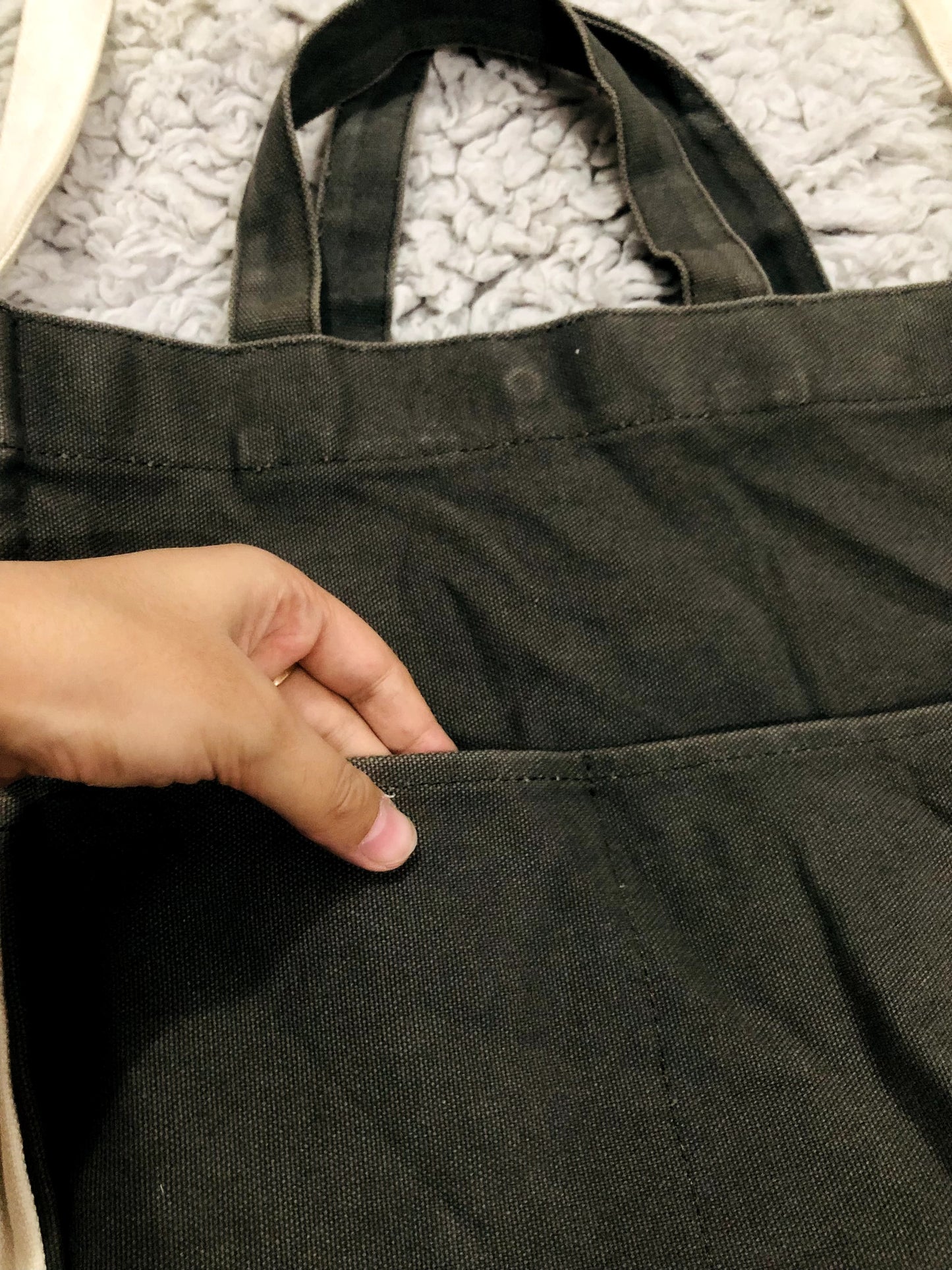 BUTTON TOTE