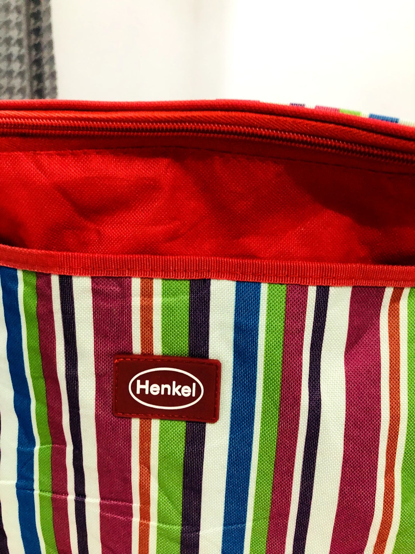 TRAVEL BAG