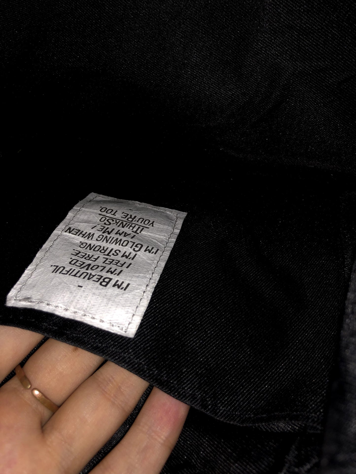 BUTTON TOTE