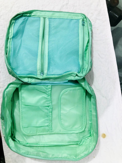 MAKEUP BAG