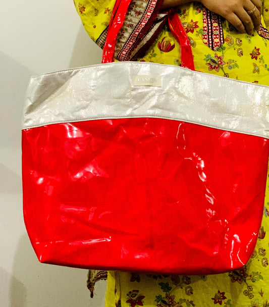 SHOULDER BAG
