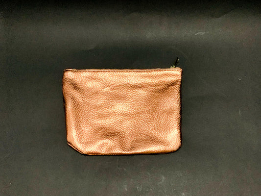 POUCH