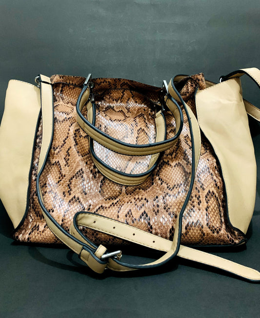SHOULDER BAG