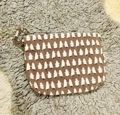 POUCH