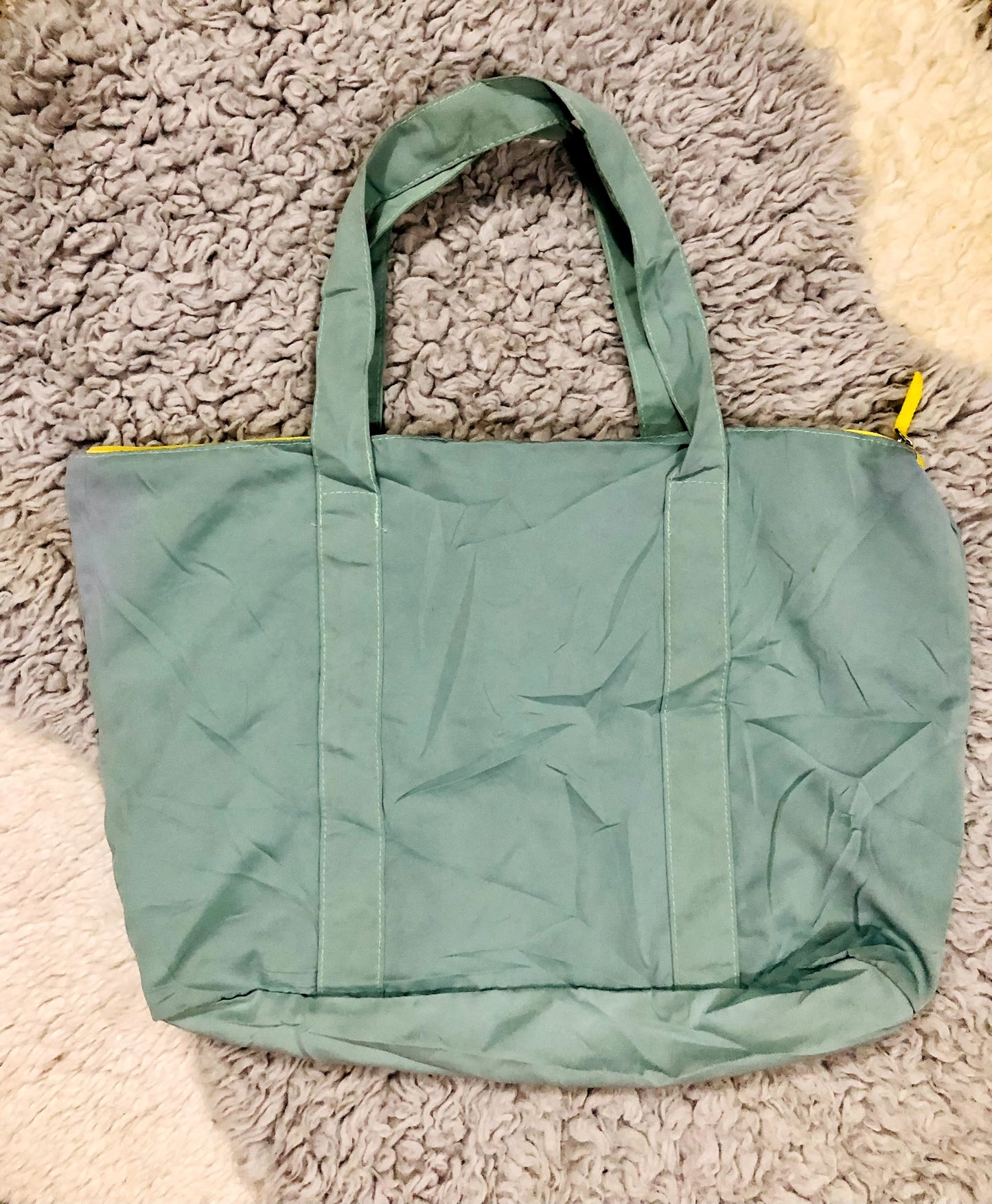 SHOULDER BAG