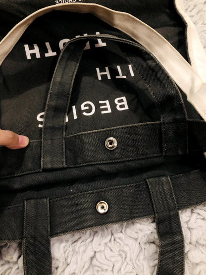 BUTTON TOTE